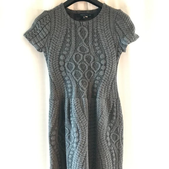 Little grey dress. Perfect for fall season - Picture 3 of 9